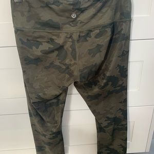 Lululemon Wunder Under Crop Luxtreme Green Camo Legging